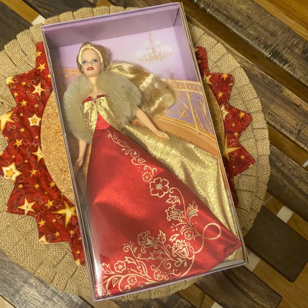 Glamorous Gala Barbie Caucasian
